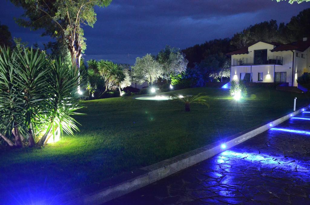 B&B Dodici Lune Marina dʼMarina dʼAndora Exterior foto